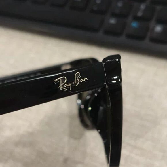Ray-Ban Classic Black Sunglasses - Picture 4 of 8